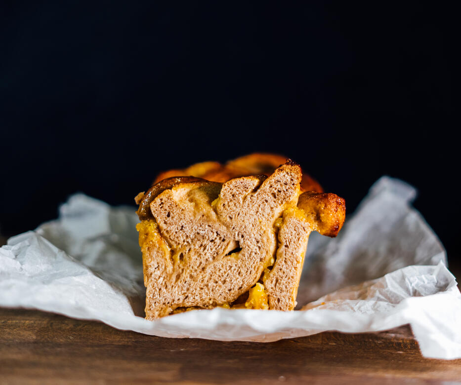 Julbröd med inbyggd apelsinmarmelad